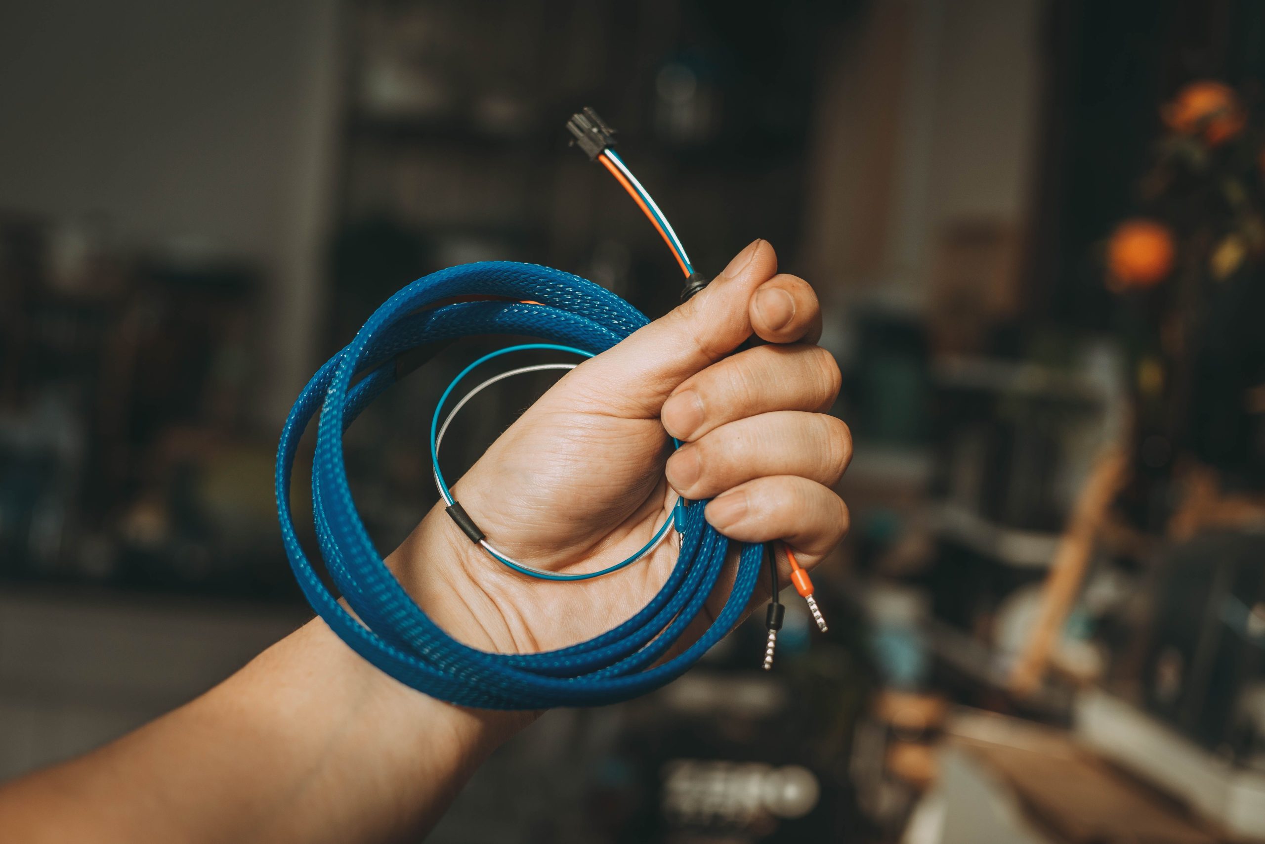 Wire harness in hand